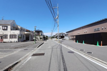 前面道路含む現地写真