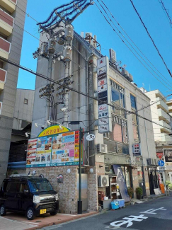 松山市二番町１丁目の店舗の画像