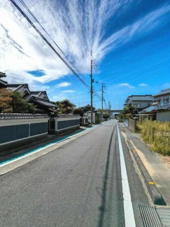 前面道路　幅員６．３ｍあります