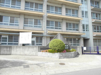 松山市立小野中学校まで1381m