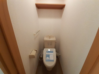 ゆったりとした空間のトイレです