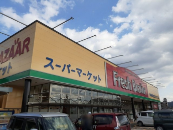 フレッシュバザール園部店まで237m