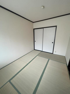 和室　玄関横