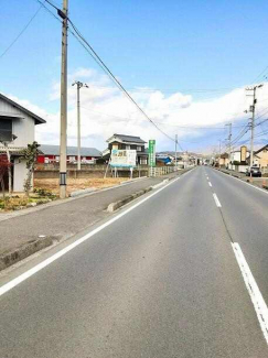 前面道路を含む現地の様子