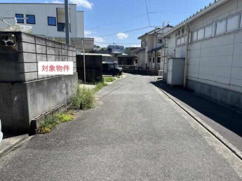 前面道路（西からの撮影）