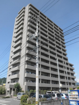 松山市鷹子町のマンションの画像