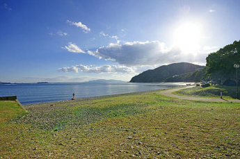 丸山県民サンビーチまで2764m