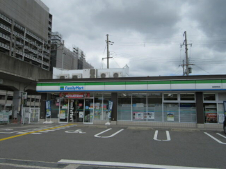 ファミリーマート口星田駅東店まで280m