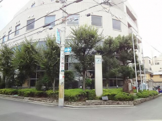 八尾市立山本図書館まで409m