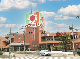 ココカラファインプラスイズミヤ泉北店まで721m