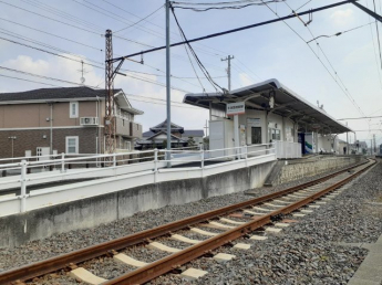 伊予鉄牛渕団地前駅様まで92m