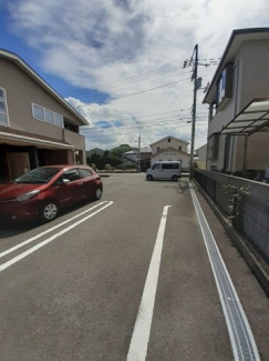 駐車場に車を止められます