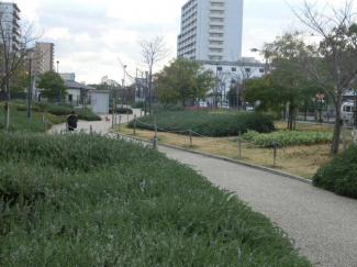 浪速公園まで395m