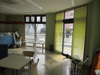 松山市勝山町１丁目の店付住宅の画像