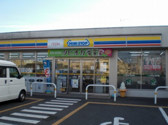 ミニストップ大津大萱店まで200m