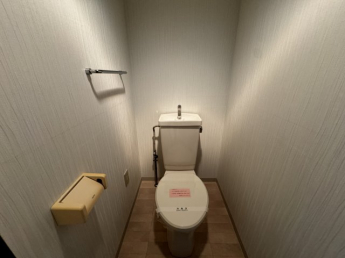 清潔感のあるトイレです