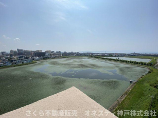 バルコニーからは明石海峡大橋が望めます♪