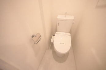 シンプルで使いやすいトイレです