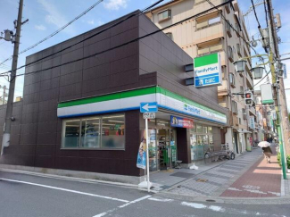 ファミリーマート阪南町五丁目店まで119m