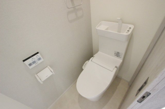 シンプルで使いやすいトイレです