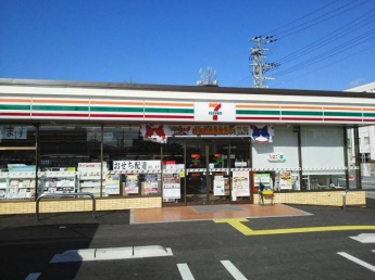 セブンイレブン草津中学校前店まで300m