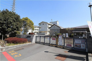 四條畷市立田原小学校まで648m