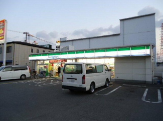 ファミリーマート堺南花田店まで154m