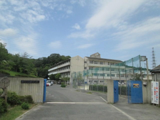 四條畷市立田原中学校まで1137m