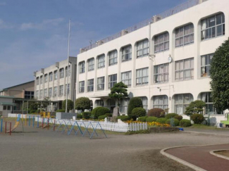 大阪狭山市立東小学校まで1077m