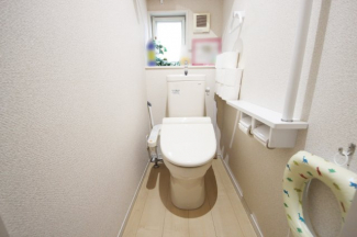 一階、二階それぞれにトイレがあります