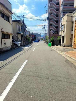 交通量の少ない近隣道路