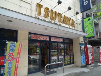 ＴＳＵＴＡＹＡ江坂南店まで340m