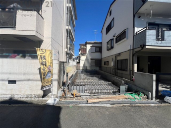 現況建築中です