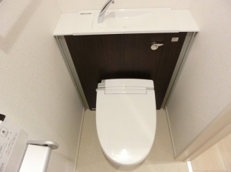 清潔感のあるトイレです