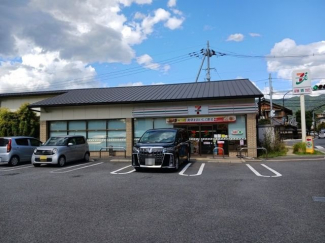 セブンイレブン 伏見石田大山店まで100m