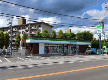 ファミリーマート 石田森東店まで500m