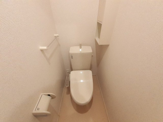 ゆったりとした空間のトイレです