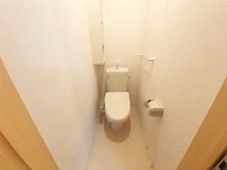 シンプルで使いやすいトイレです