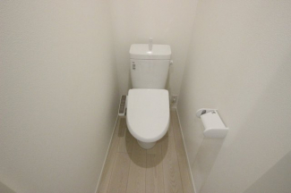 コンパクトで使いやすいトイレです