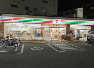 セブンイレブン大阪長居１丁目店まで315m