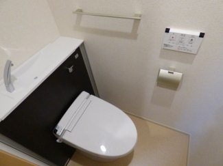 シンプルで使いやすいトイレです