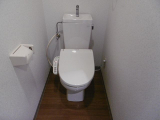 シンプルで使いやすいトイレです