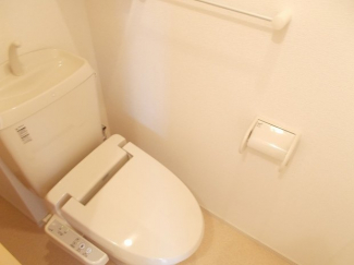 シンプルで使いやすいトイレです