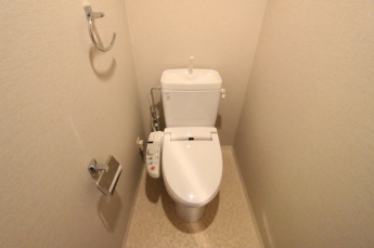 シンプルで使いやすいトイレです