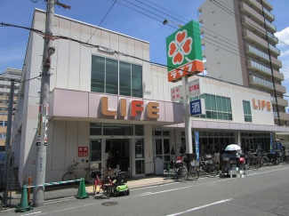 ライフ新深江店まで670m