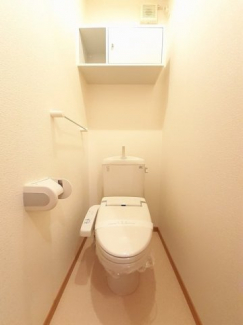 清潔感のあるトイレです