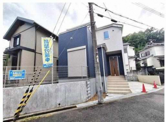 建物間口　広々約５．６ｍあり　曇り時撮影すいません