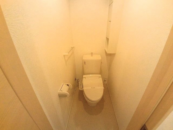 シンプルで使いやすいトイレです