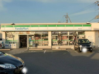 ファミリーマート栗東小柿店まで486m