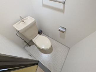 ゆったりとした空間のトイレです